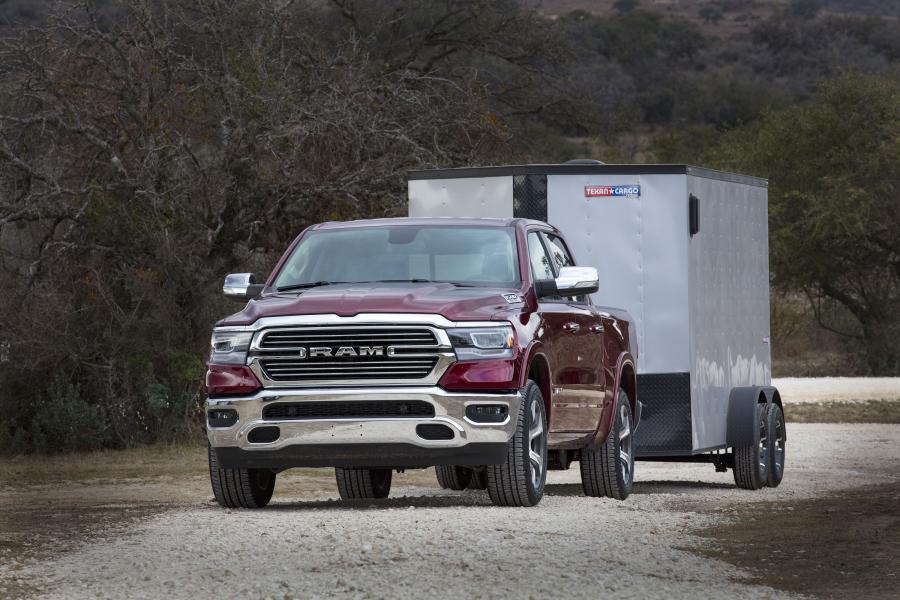  Dodge Ram 1500 Laramie Crew Cab (DT) 2018 года  (фото 3 из 22)